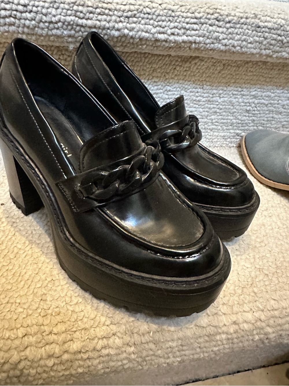 Madden Girl Black Chunky Platform Chain Loafer Heels